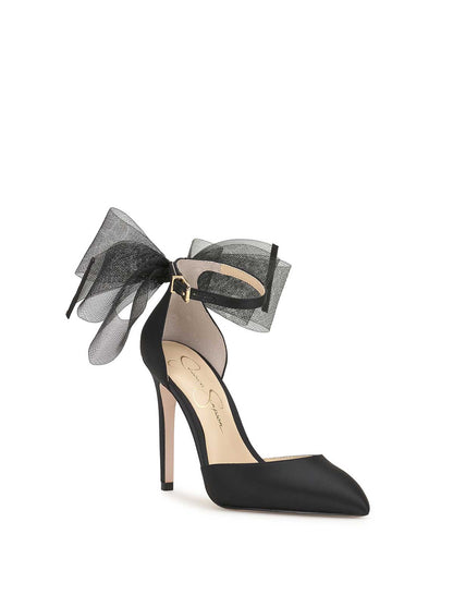 Jessica Simpson Featured - Phindies Pump in Black