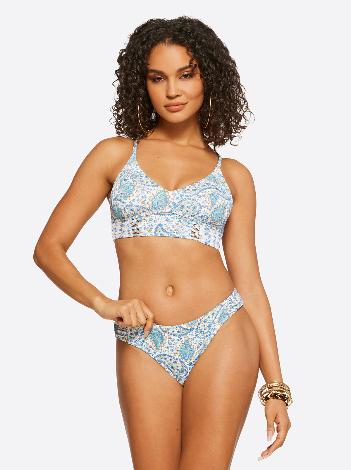 Jessica Simpson Best Seller - Sweetness Overload Cropped Cami in White Multi