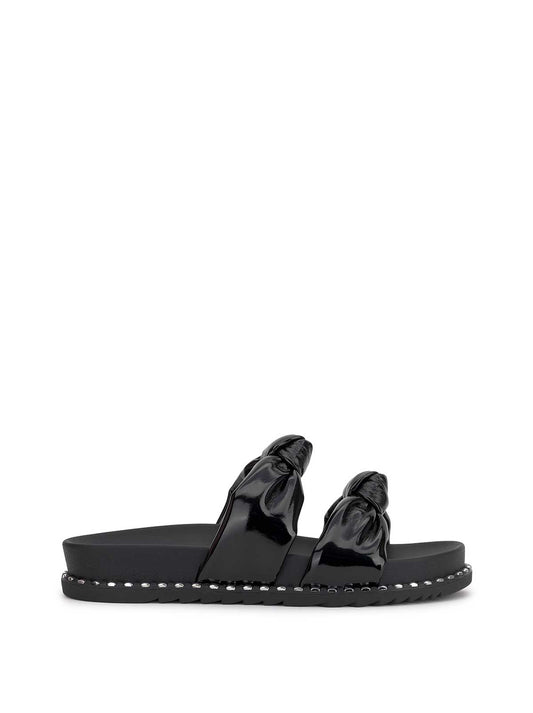 Jessica Simpson Featured - Caralyna Flat Sandal in Black