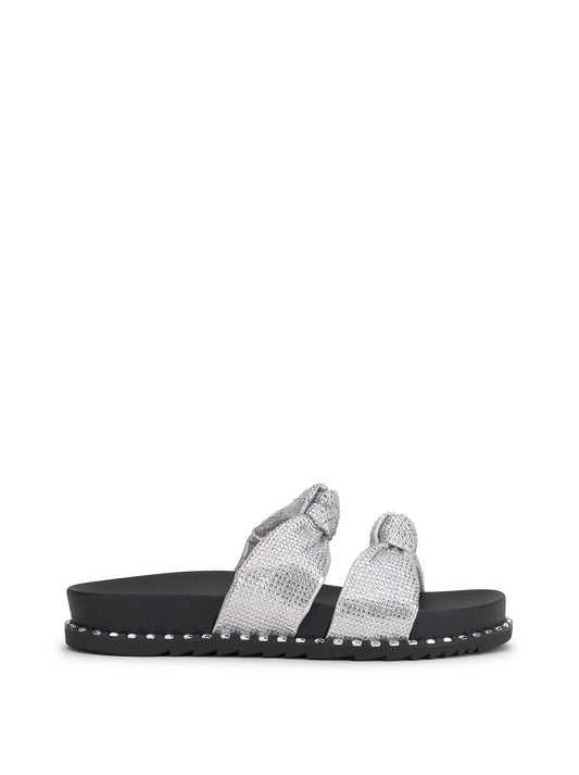 Jessica Simpson Trending - Caralyna Flat Sandal in Silver