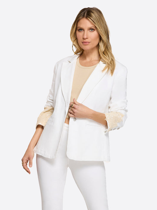 Jessica Simpson Popular - Fitted Blazer in White