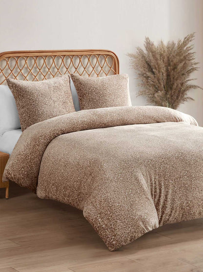 Jessica Simpson Exclusive - Leopard Printed Plush Duvet Cover  Set