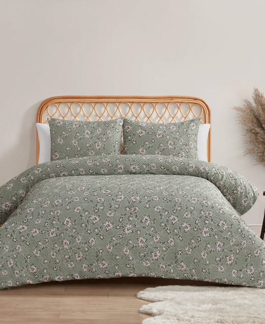 Jessica Simpson Recommended - Botanical Embossed Comforter Set
