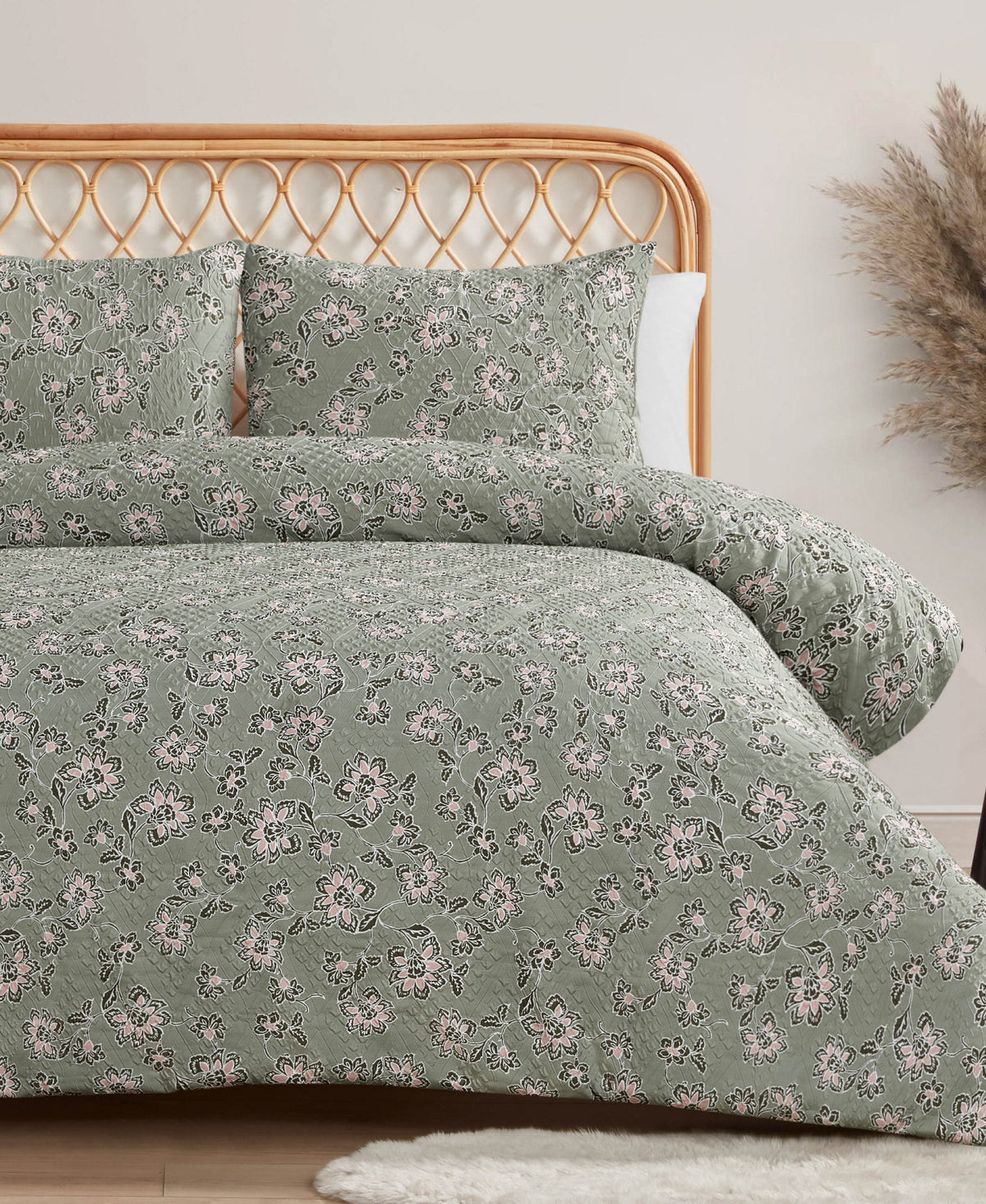 Jessica Simpson Recommended - Botanical Embossed Comforter Set