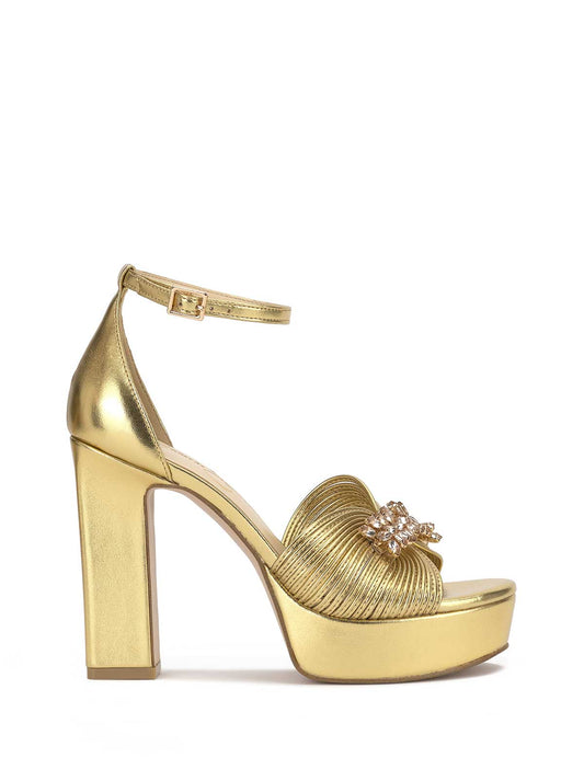 Jessica Simpson Recommended - Anissia Platform in Gold