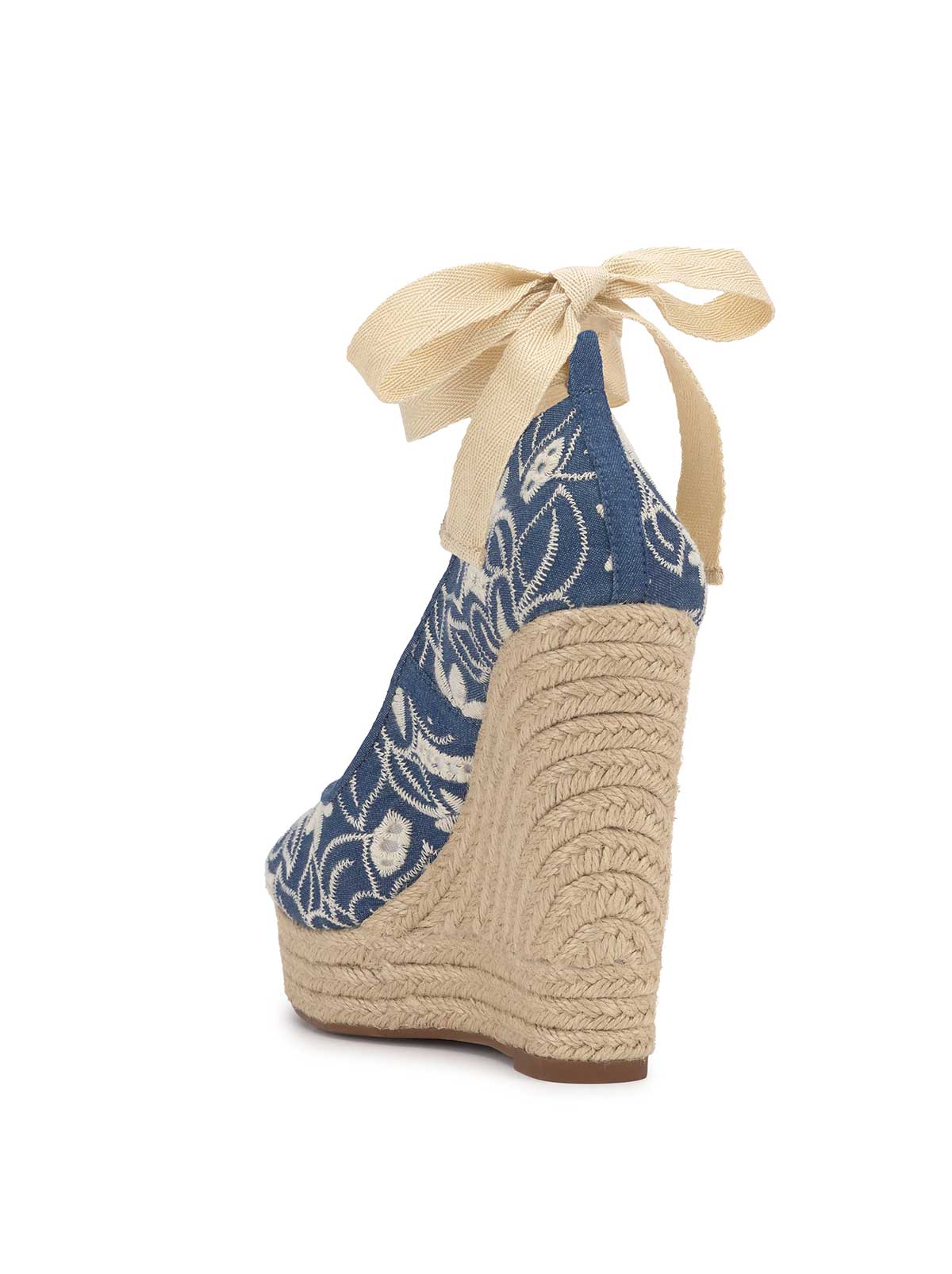Jessica Simpson Trending - Zexie Platform Wedge in Floral Denim