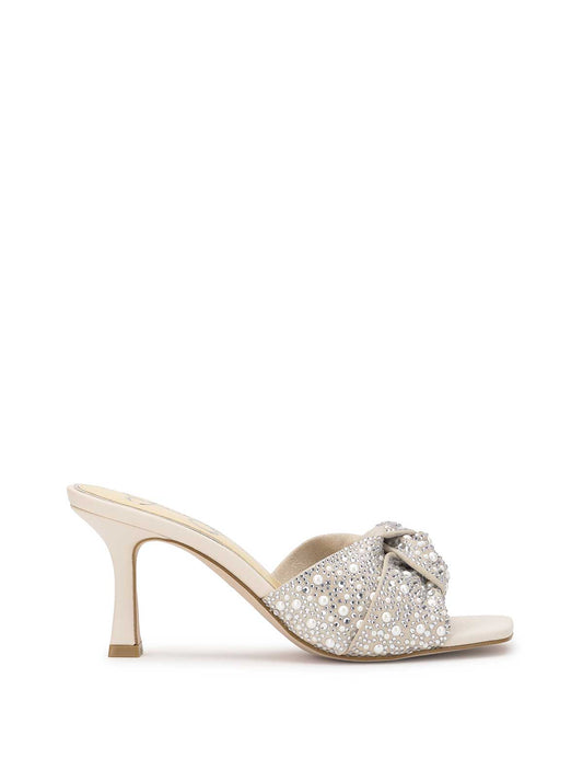 Jessica Simpson Popular - Evirra High Heel in Ivory
