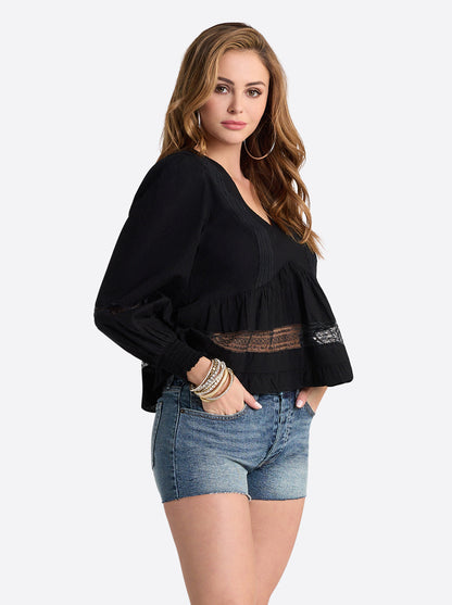 Jessica Simpson Trending - Elsie Babydoll Blouse in Black
